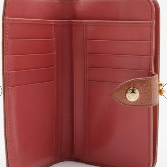 Miu Miu Pink Crocodile-Embossed Women's Wallet - Picture 3 of 13